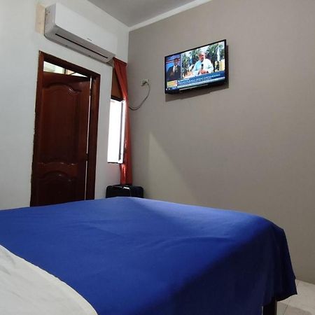 Hostal Matro Machala Bagian luar foto