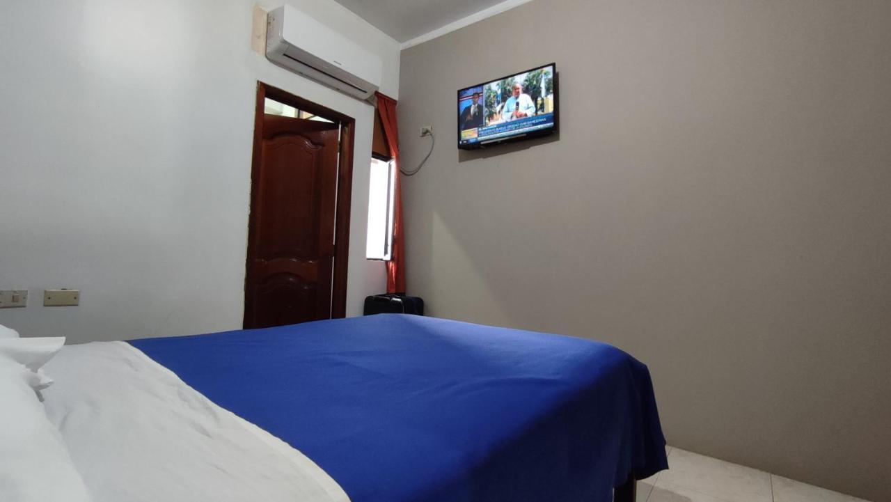 Hostal Matro Machala Bagian luar foto